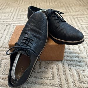 Nurture Black Leather Devereaux Oxford - Size 8.5
